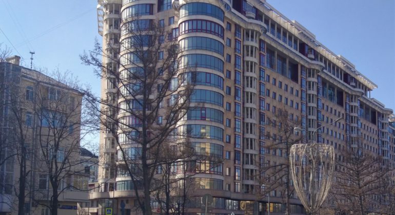 Продать квартиру бизнес-класса: сделки с московской недвижимостью